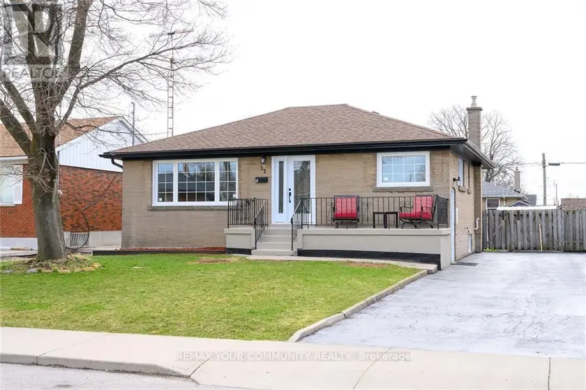 Detached at UPPER - 52 ELLIOTT AVENUE, Hamilton