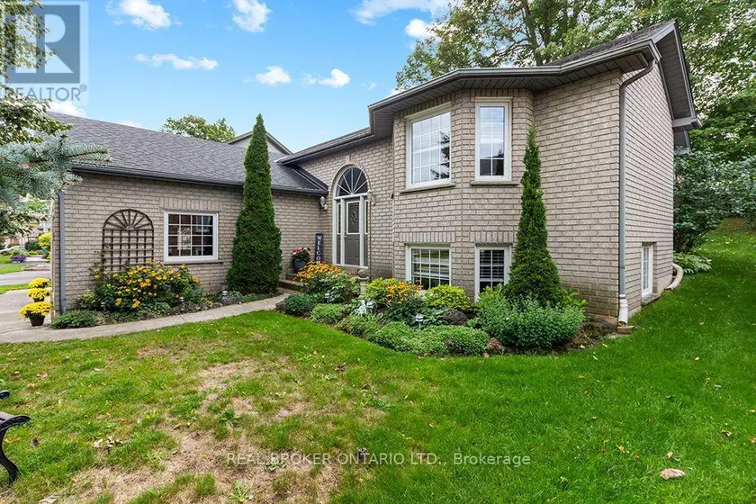 Detached at 411 OLDE VILLAGE LANE, Shelburne