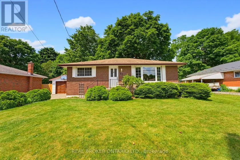 Detached at 87 BALL STREET, Brant