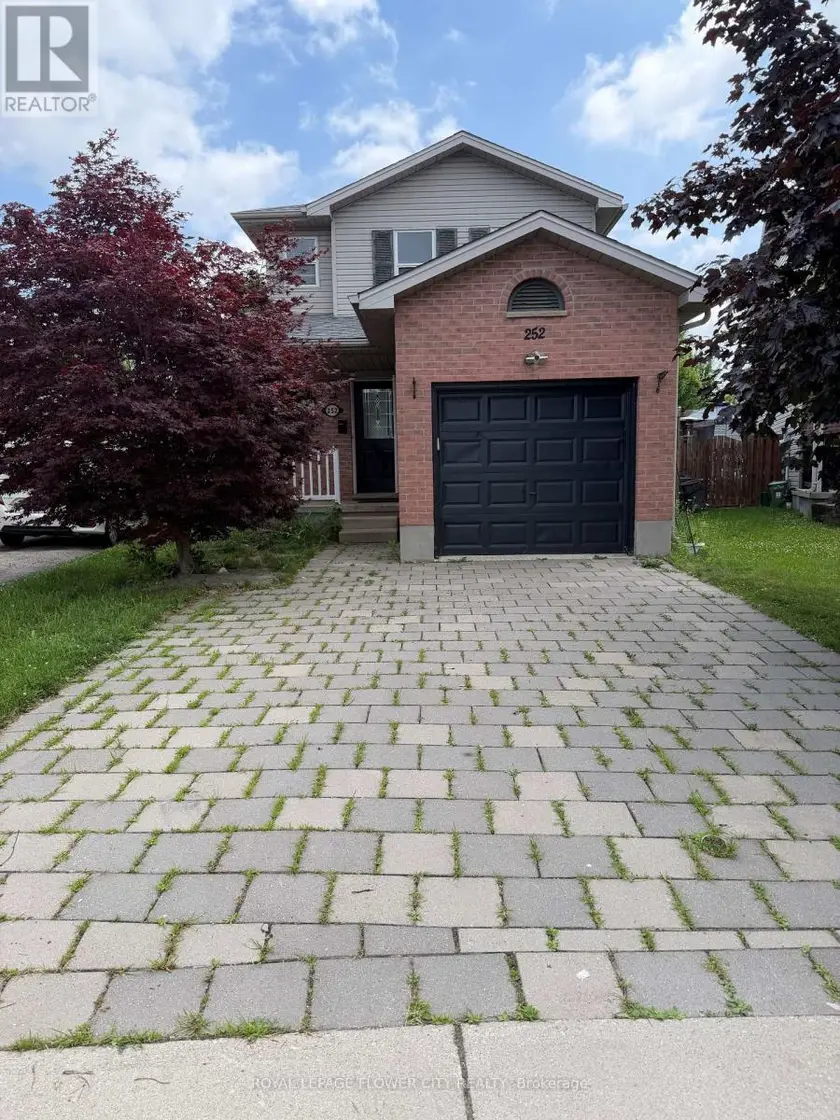 Detached at 252 SIMPSON CRESCENT, London East