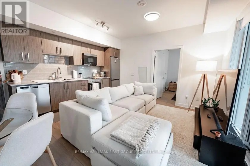 Apartment at 610 - 25 WELLINGTON STREET, Kitchener