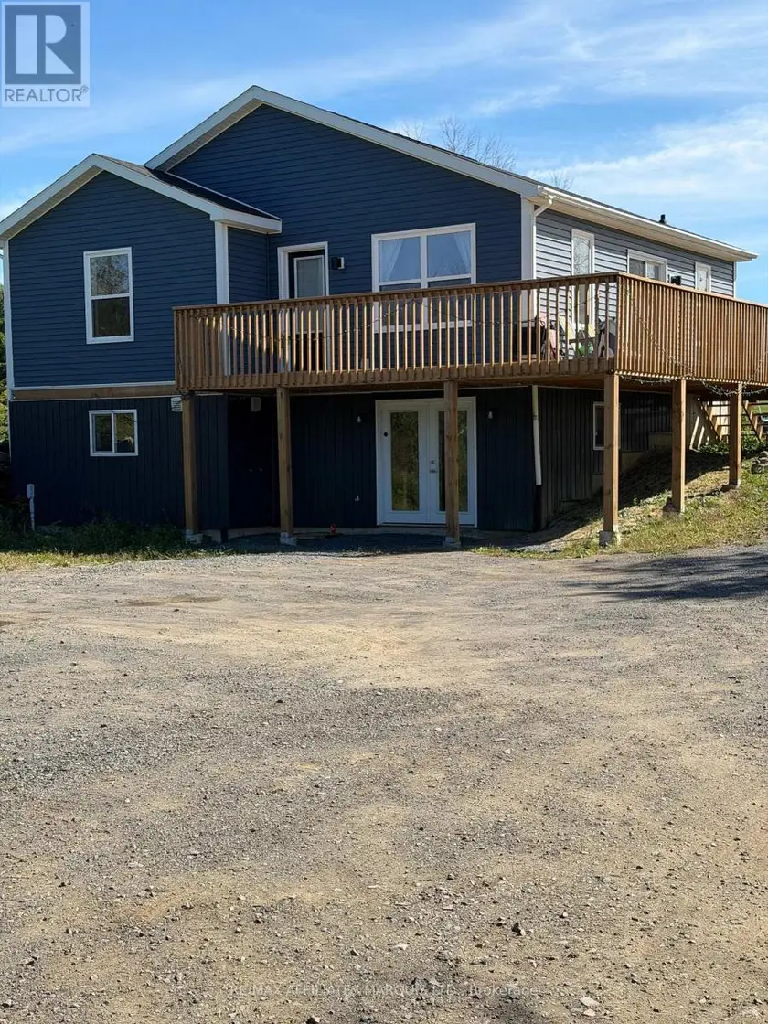 Detached at 19512 GORE ROAD ACRES E, South Glengarry