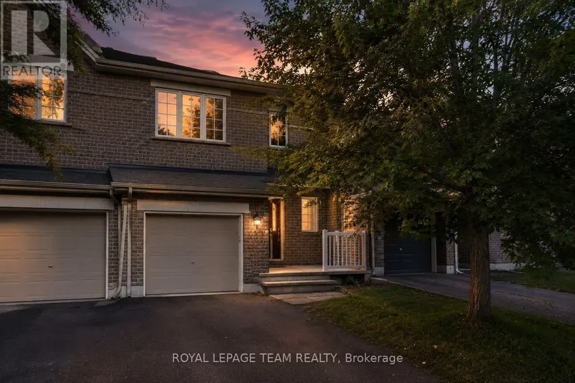 Townhouse at 239 TANDALEE CRESCENT, Ottawa