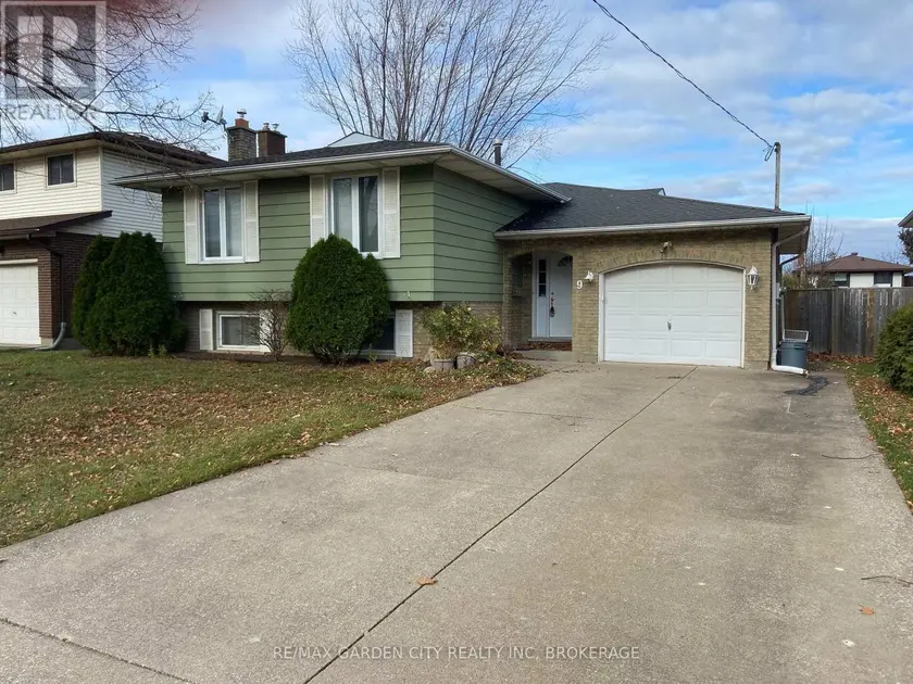 Detached at UPPER - 9 STONEGATE DRIVE, St. Catharines
