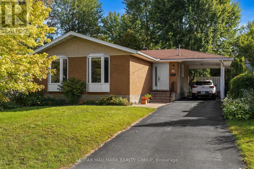 Detached at 29 WYLIE AVENUE, Ottawa