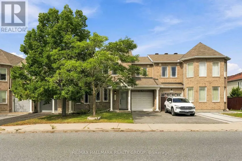Townhouse at 486 PAUL METIVIER DRIVE, Ottawa