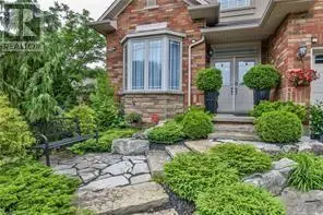 Detached at 480 HAMILTON DRIVE, Hamilton