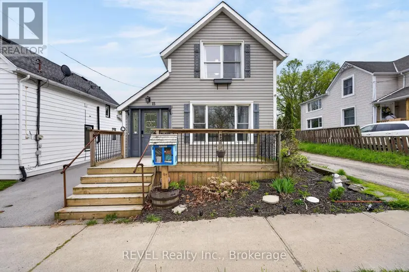 Detached at 15 PHIPPS STREET, Fort Erie