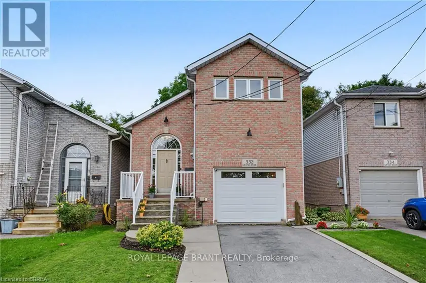 Detached at 332 GRAND RIVER AVENUE, Brantford