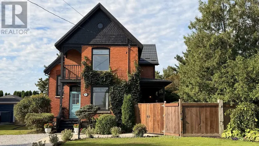 Detached at 136 KING STREET S, Chatham-Kent