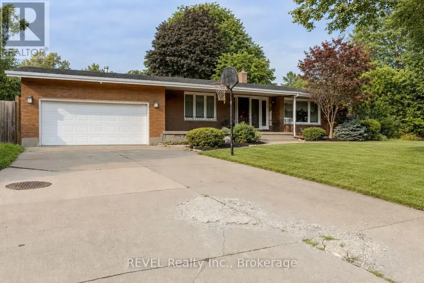 Detached at 7285 ROLLING ACRES CRESCENT, Niagara Falls