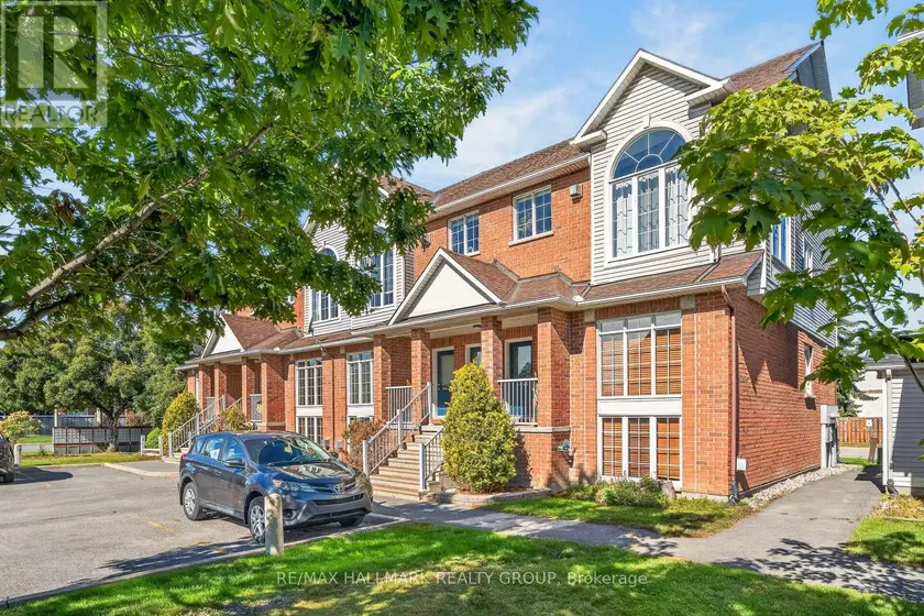Townhouse at 4437 HARPER AVENUE, Ottawa
