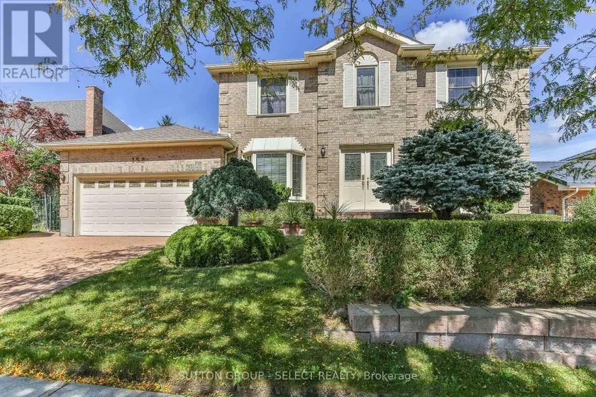 Detached at 158 AMBLESIDE DRIVE, London North