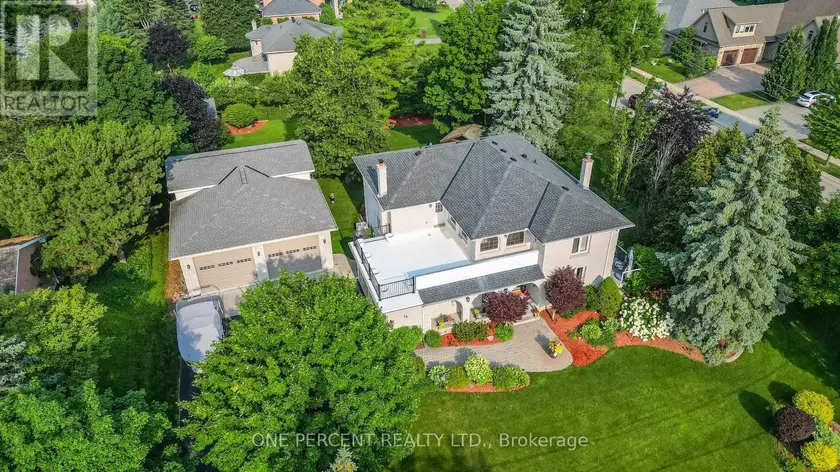 Detached at 15 MARQUETTE DRIVE, Kitchener