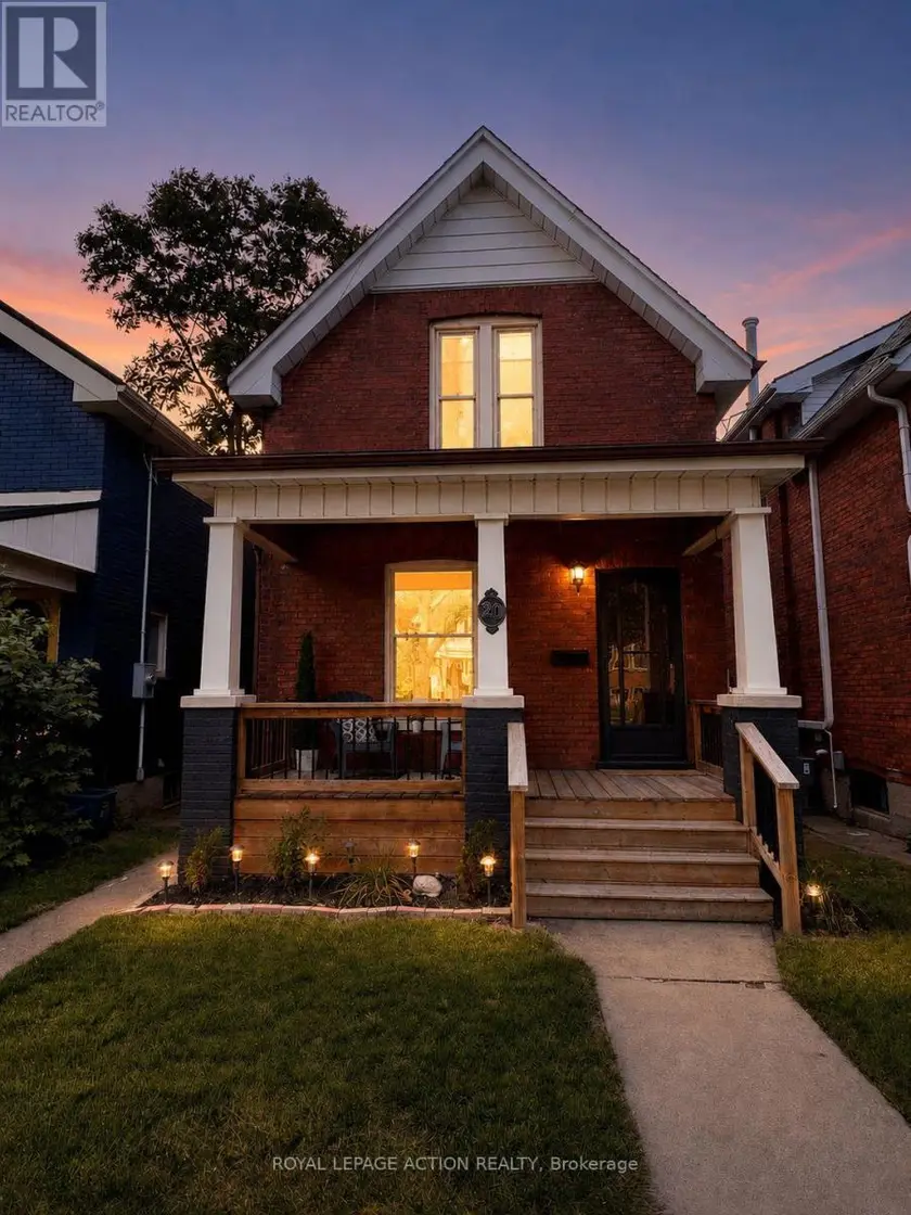 Detached at 20 WELLS AVENUE, Brantford