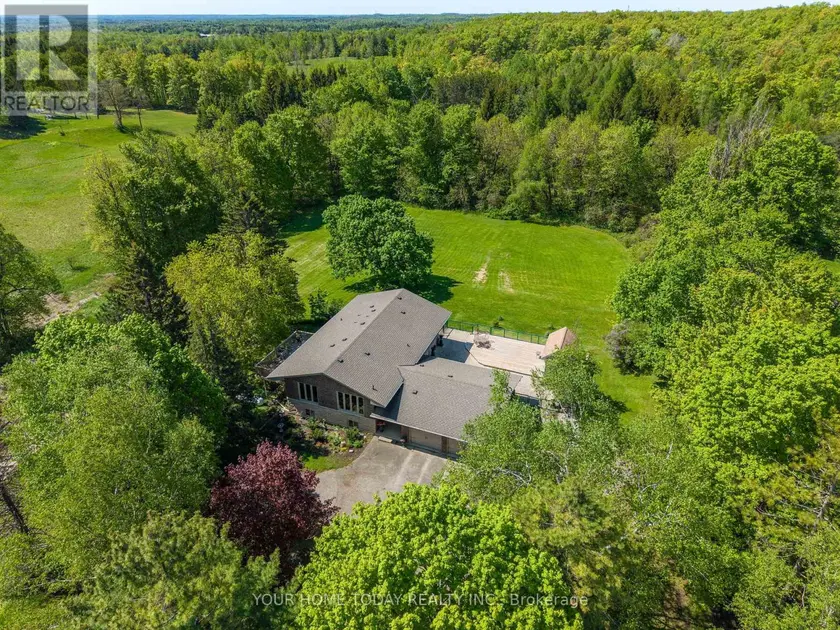 Detached at 5214 TENTH LINE, Erin