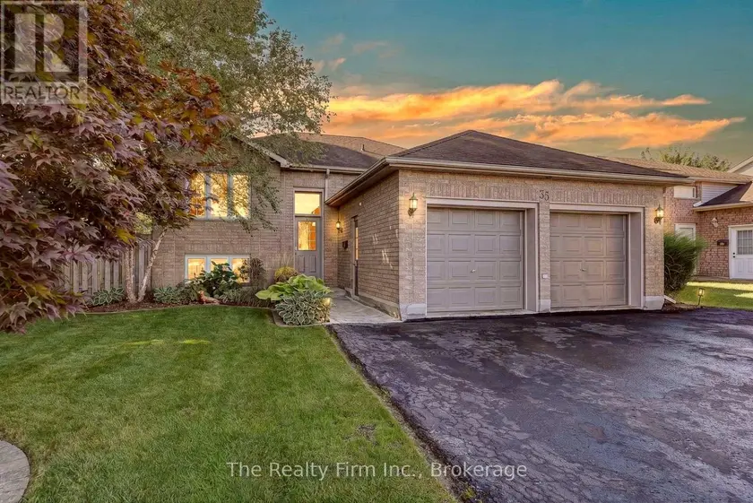 Detached at 35 BEECH BOULEVARD, Tillsonburg