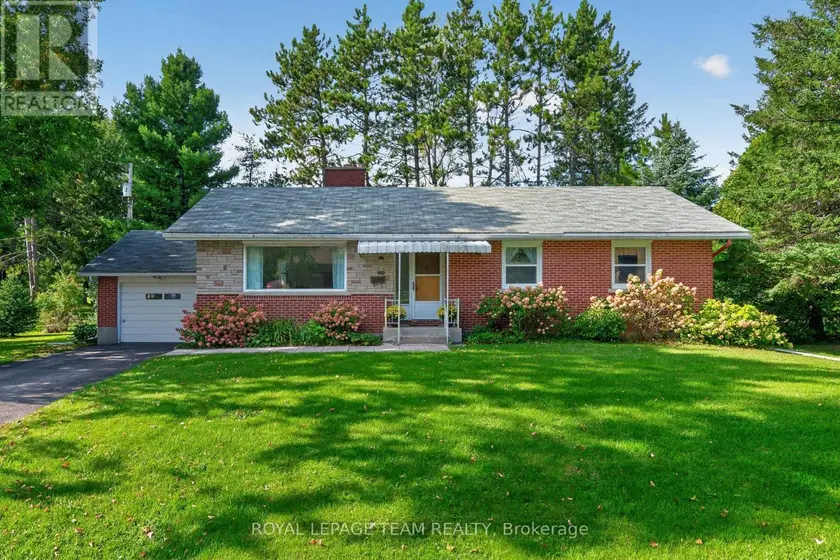 Detached at 234 NAISMITH DRIVE, Mississippi Mills