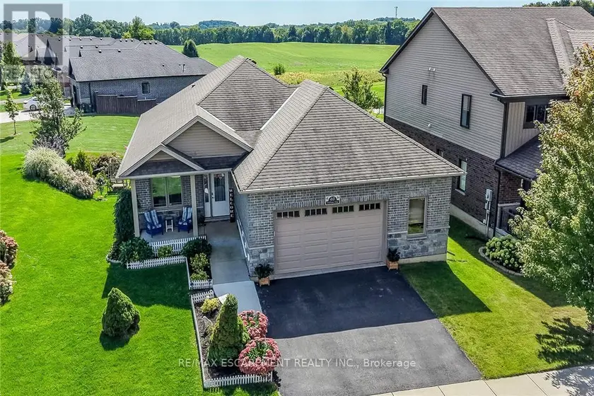 Detached at 40 TRILLIUM WAY, Norfolk
