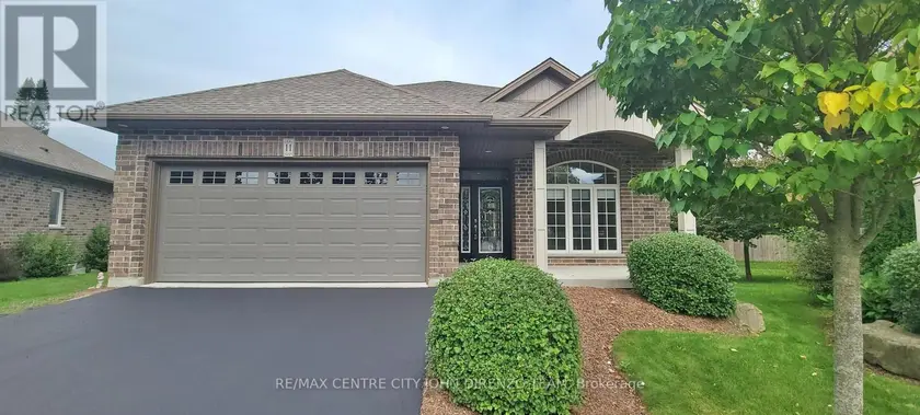 Detached at 11 - 1 VINEDEN DRIVE, Central Elgin