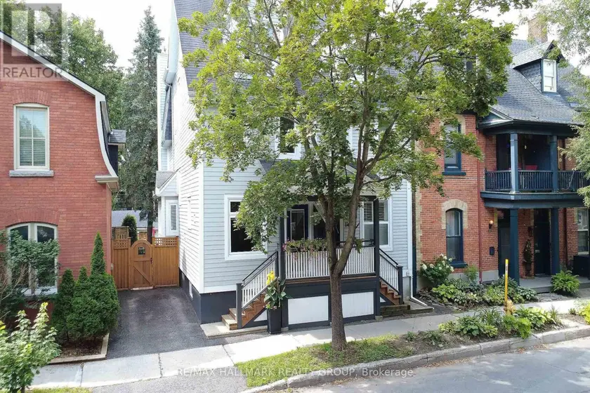 Semi-Detached/Link at 151 CRICHTON STREET, Ottawa