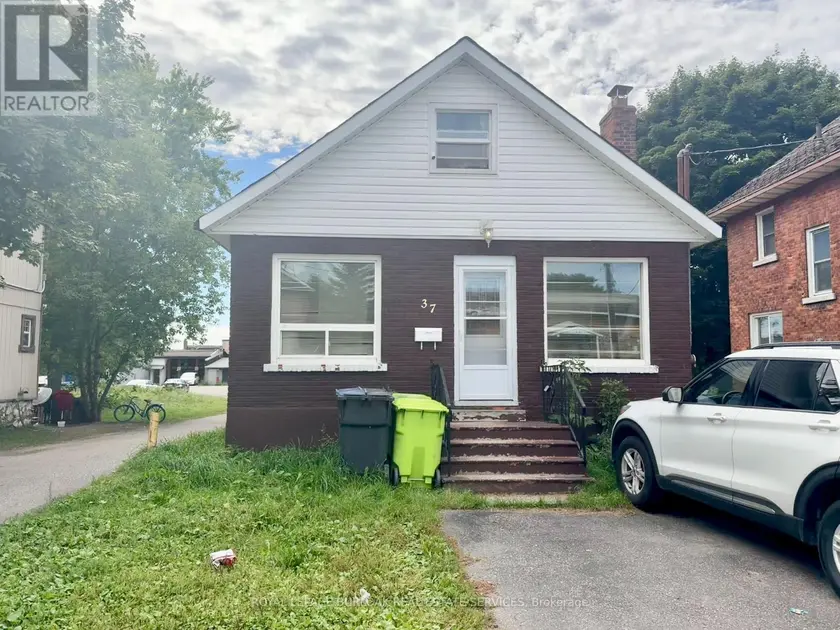 Detached at 37 ALBERT STREET E, Sault Ste Marie