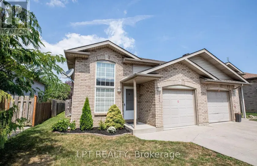 Semi-Detached/Link at 11866 BROUILLETTE COURT, Tecumseh