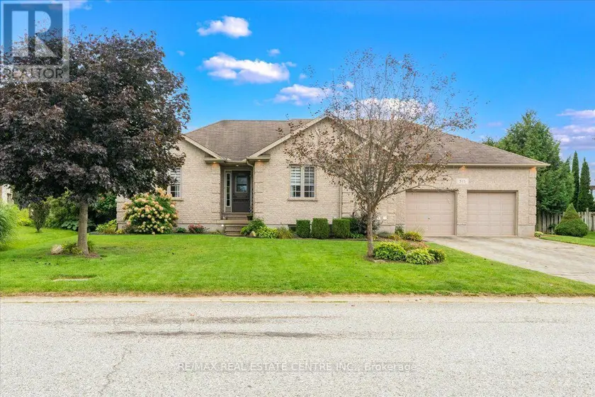 Detached at 515 WOODWARD DRIVE, Strathroy-Caradoc