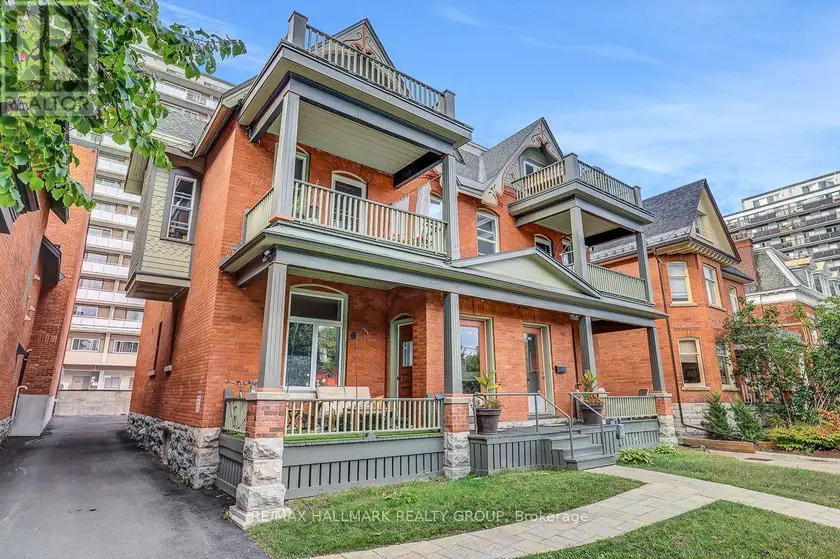 Multiplex at 161-163 GILMOUR STREET, Ottawa