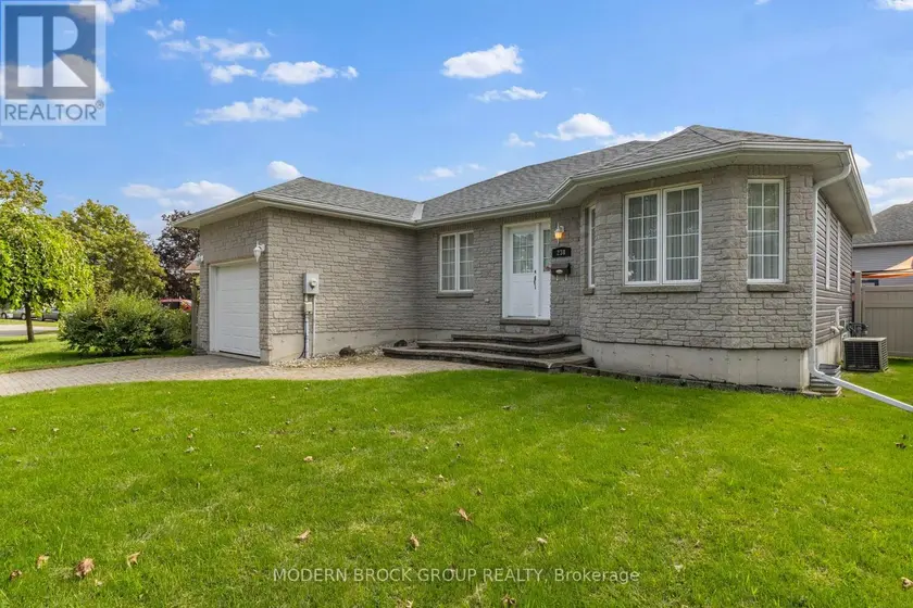 Detached at 230 BELEY STREET, Brockville