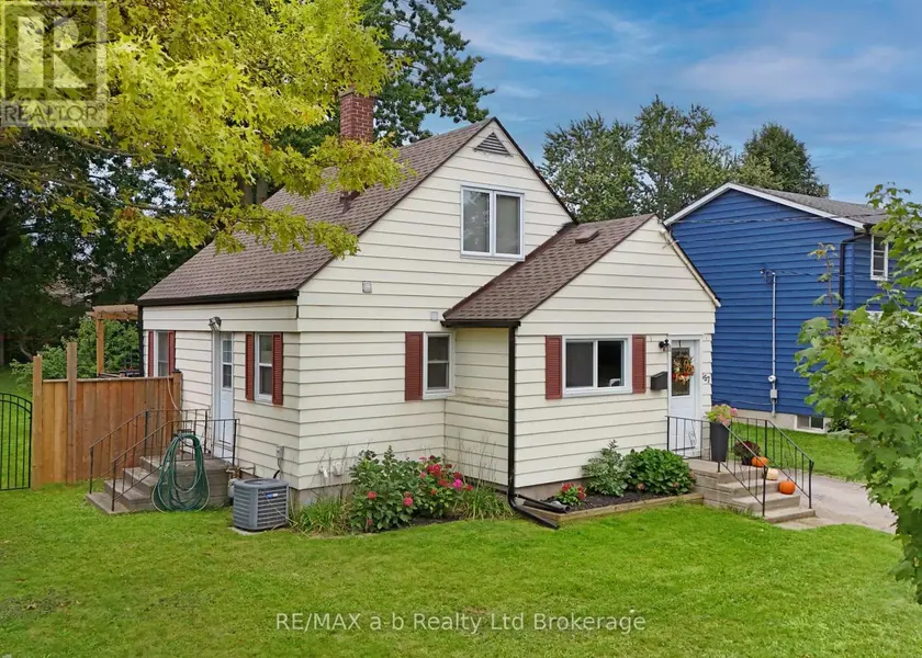 Detached at 357 KNIGHTSBRIDGE ROAD, Woodstock
