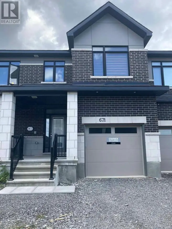 Townhouse at 671 RATHBURN LANE, Ottawa