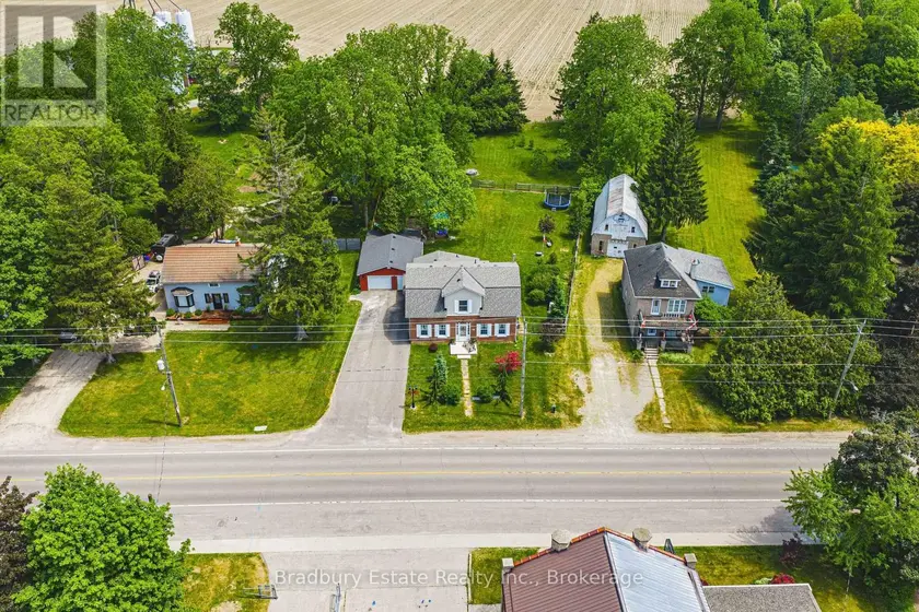Detached at 670 MOUNT PLEASANT ROAD, Brant