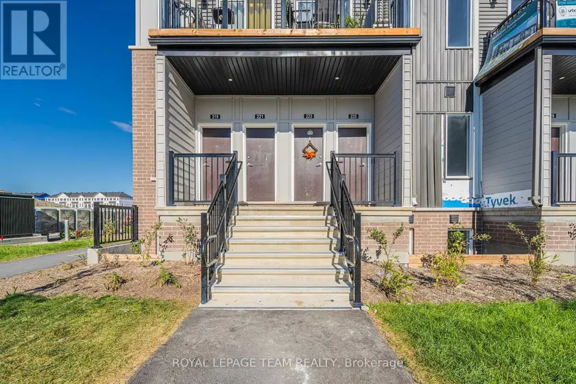 Townhouse at 805 UTOPIE PRIVATE, Ottawa