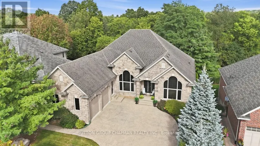 Detached at 1802 RIVERBEND ROAD, London South