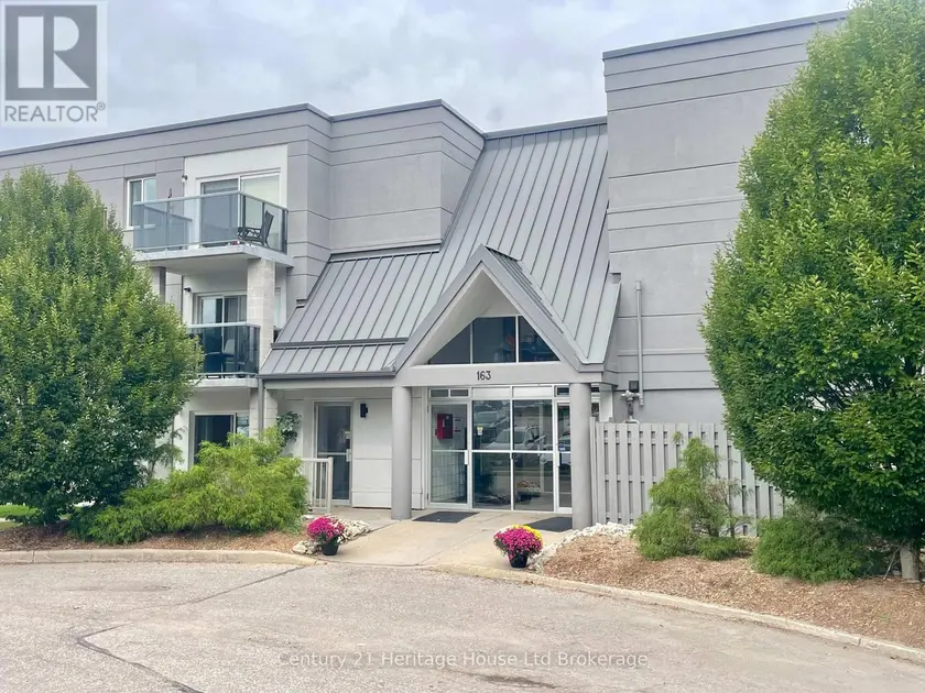 Apartment at 202 - 163 FERGUSON AVENUE, Woodstock