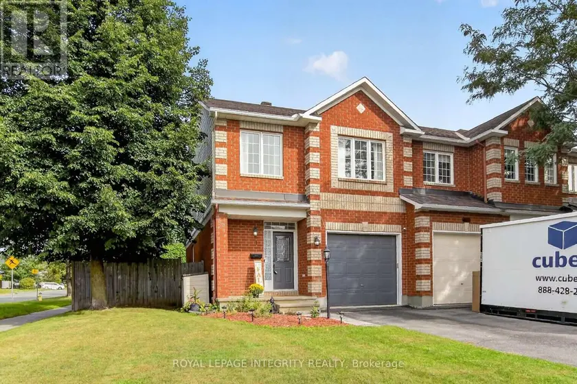 Townhouse at 1 CHANTILLY GATE, Ottawa