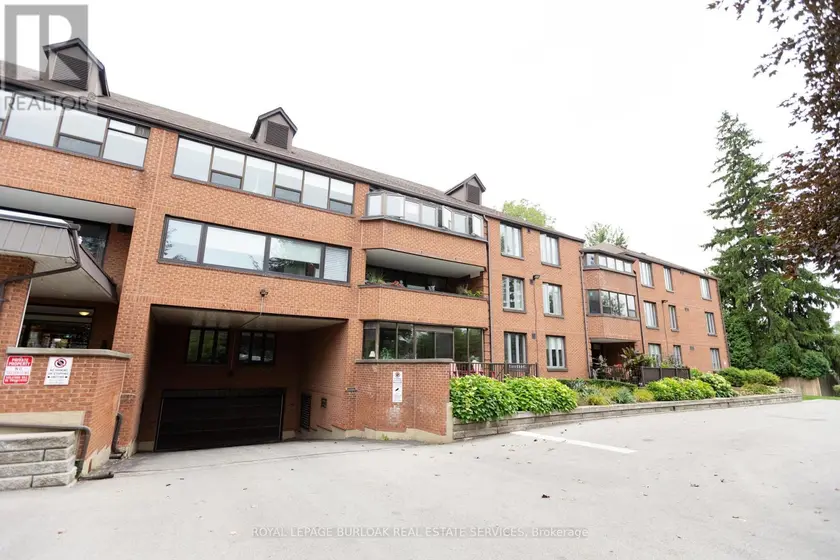 Apartment at 116 - 150 WILSON STREET W, Hamilton