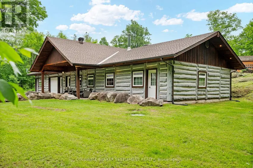 Detached at 5460 MCDONALDS CORNERS ROAD, Lanark Highlands