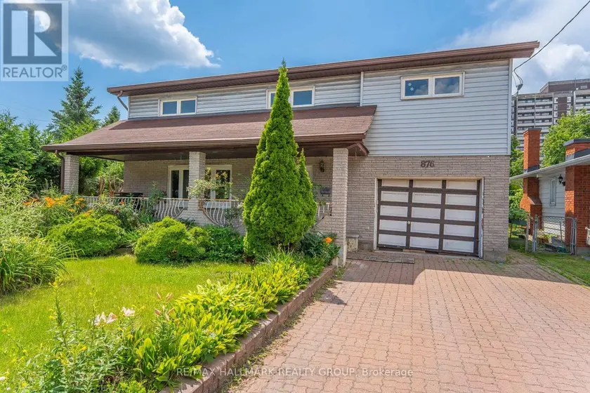 Detached at 876 PINECREST ROAD, Ottawa