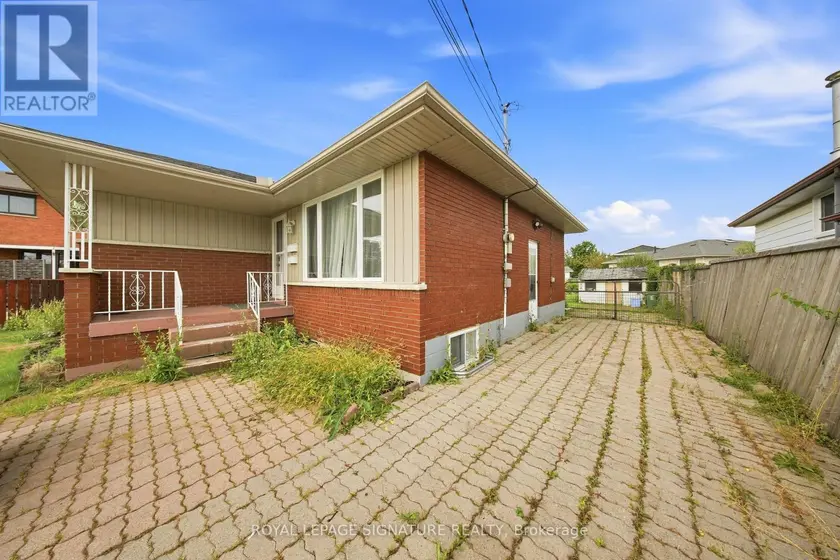 Multiplex at BSMT - 85 KENORA AVENUE, Hamilton