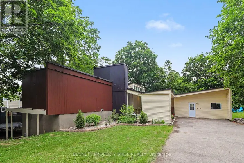 Detached at 1770 MONTREAL ROAD, Ottawa