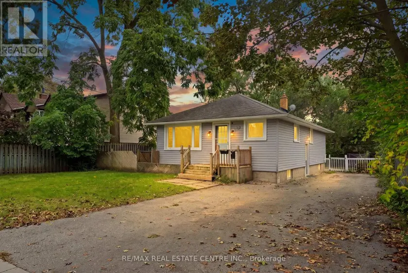 Detached at 226 DELHI STREET, Guelph