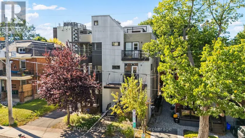 Townhouse at B - 92 HOLLAND AVENUE, Ottawa