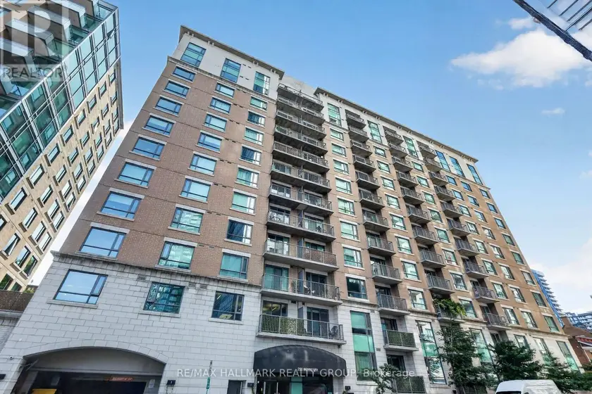 Apartment at 208 - 200 BESSERER STREET, Ottawa