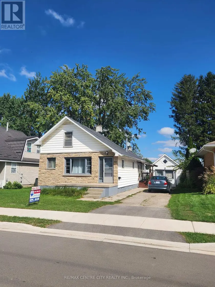 Detached at 31 QUEEN STREET, Strathroy-Caradoc