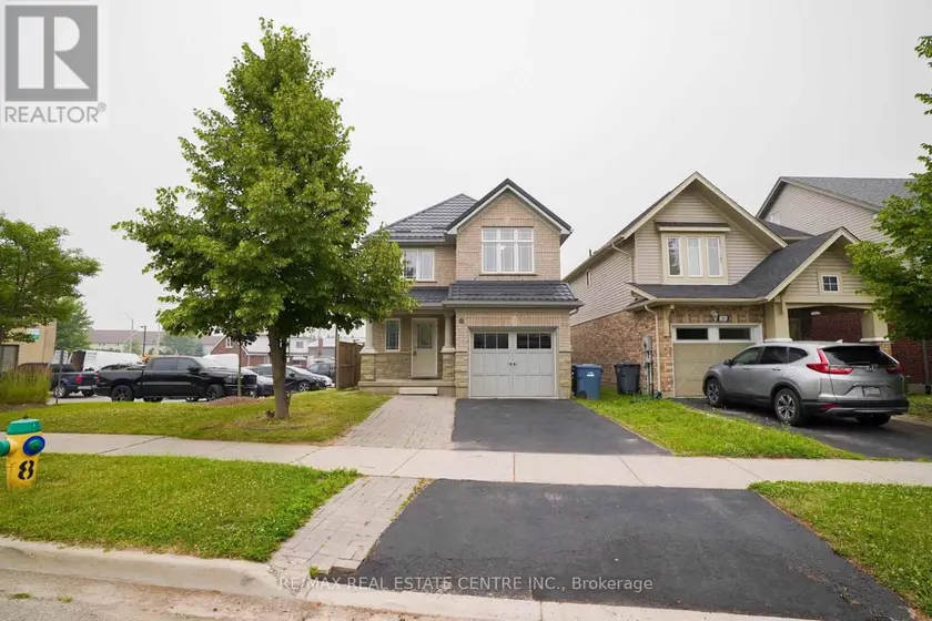 Detached at 18 HERITAGE DRIVE, Guelph