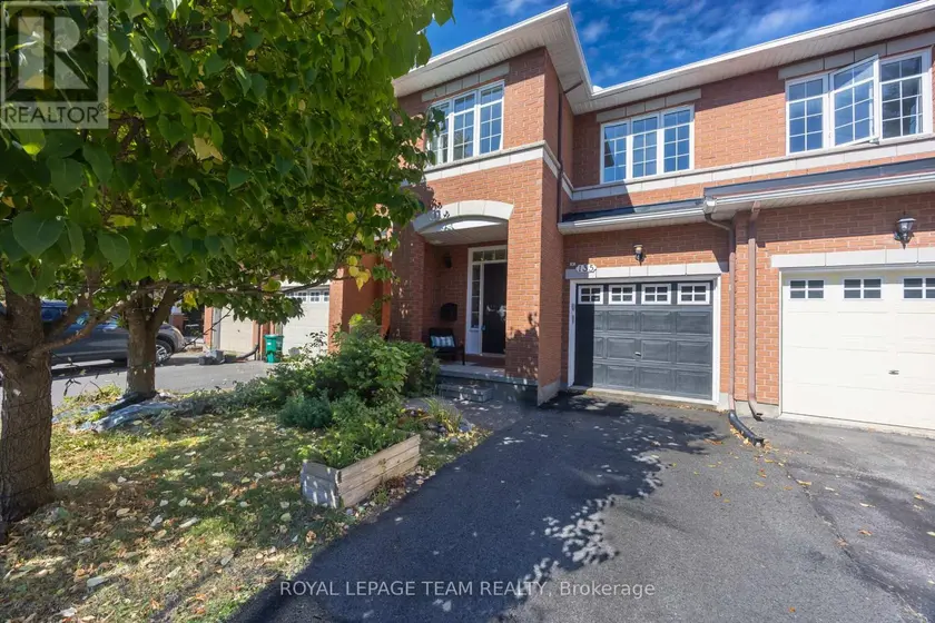 Townhouse at 135 GATESPARK PRIVATE, Ottawa