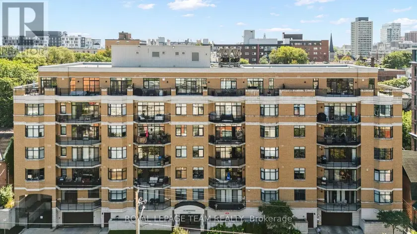 Apartment at 202 - 260 BESSERER STREET, Ottawa