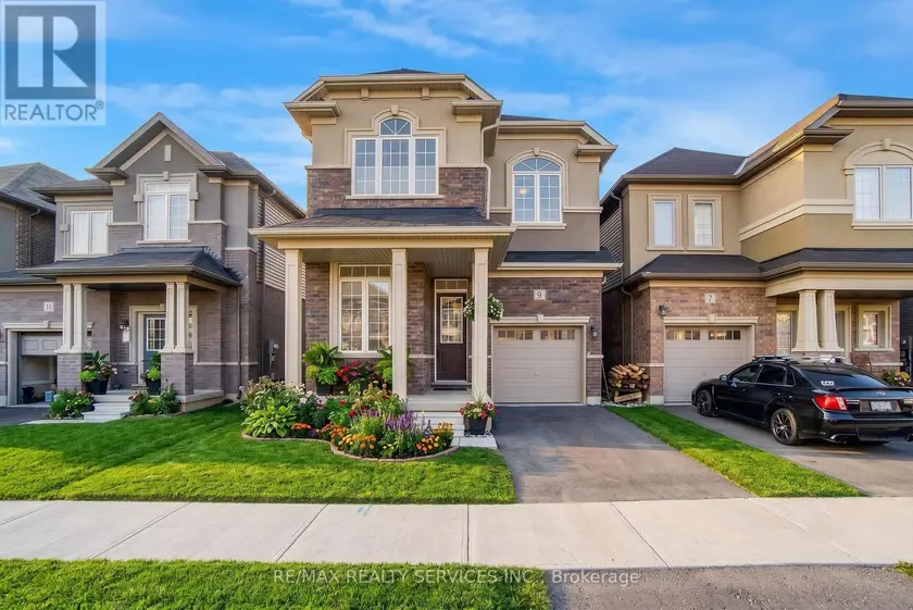 Detached at 9 COPEMAN AVENUE, Brantford